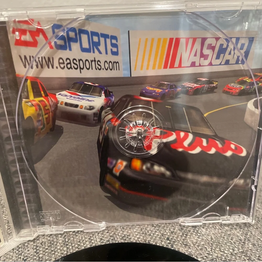 Sony PlayStation PS1 NASCAR 99 -